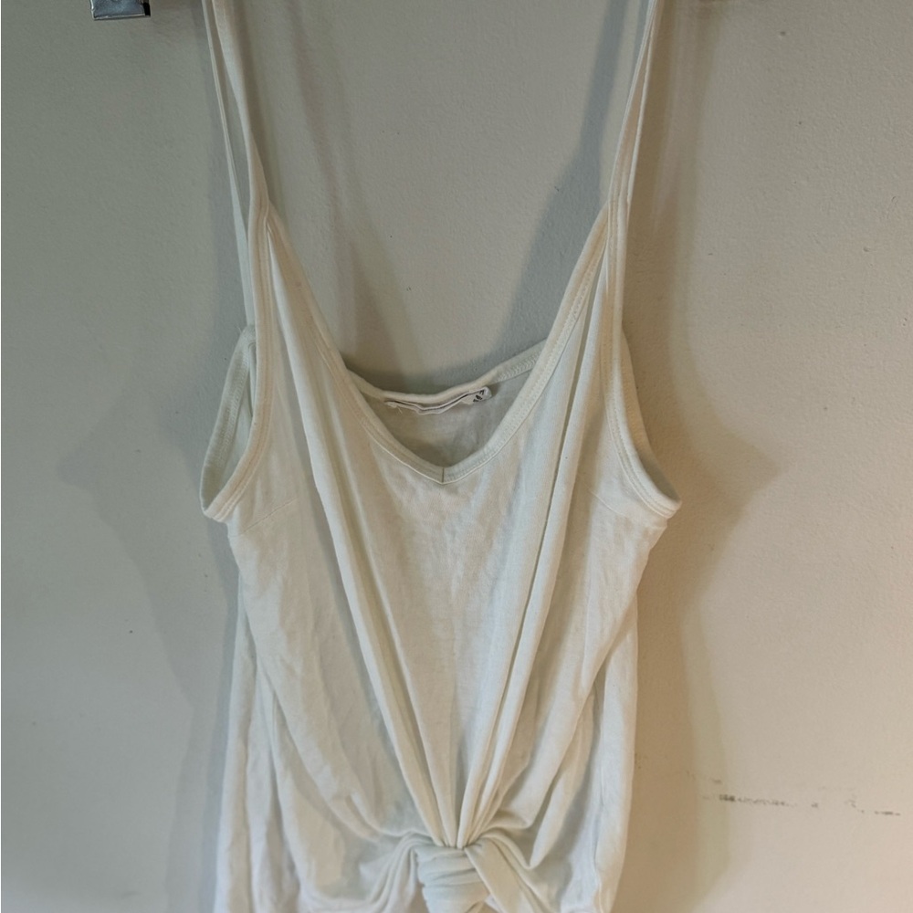 Summer Top Bundle - image 8